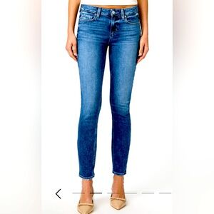PAIGE VERDUGO ULTRA SKINNY JEANS. MEDIUM WASH. SIZE 31